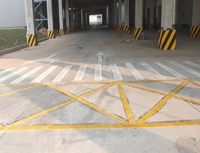 襄阳襄阳厂区道路标线施工